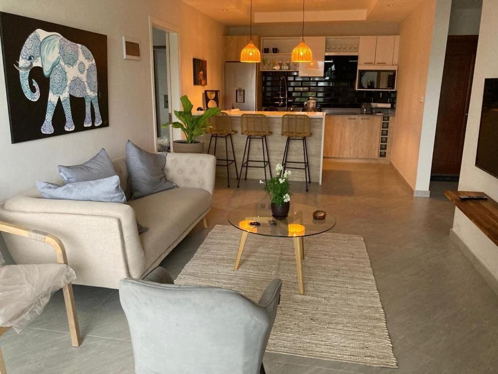 Splendide Penthouse Vue A 5 Mn A Pied De La * Flic-en-Flacq