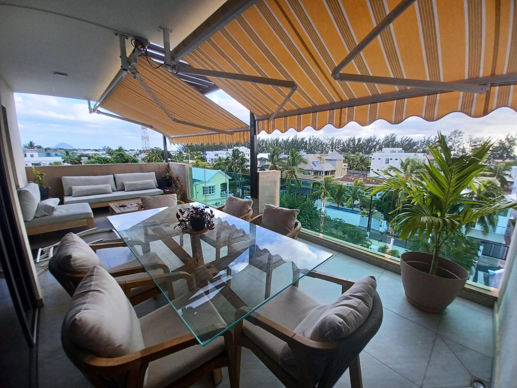 Splendide Penthouse Vue A 5 Mn A Pied De La Appartement Flic-en-Flacq
